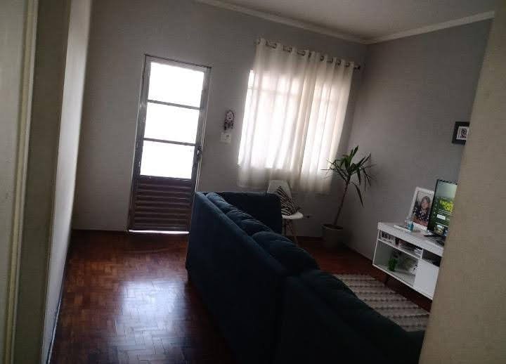 sala-casa-a-venda-2-dormitorios-quitauna-osasco-cptm-comandante-sampaio Casa a venda no Quitaúna em Osasco