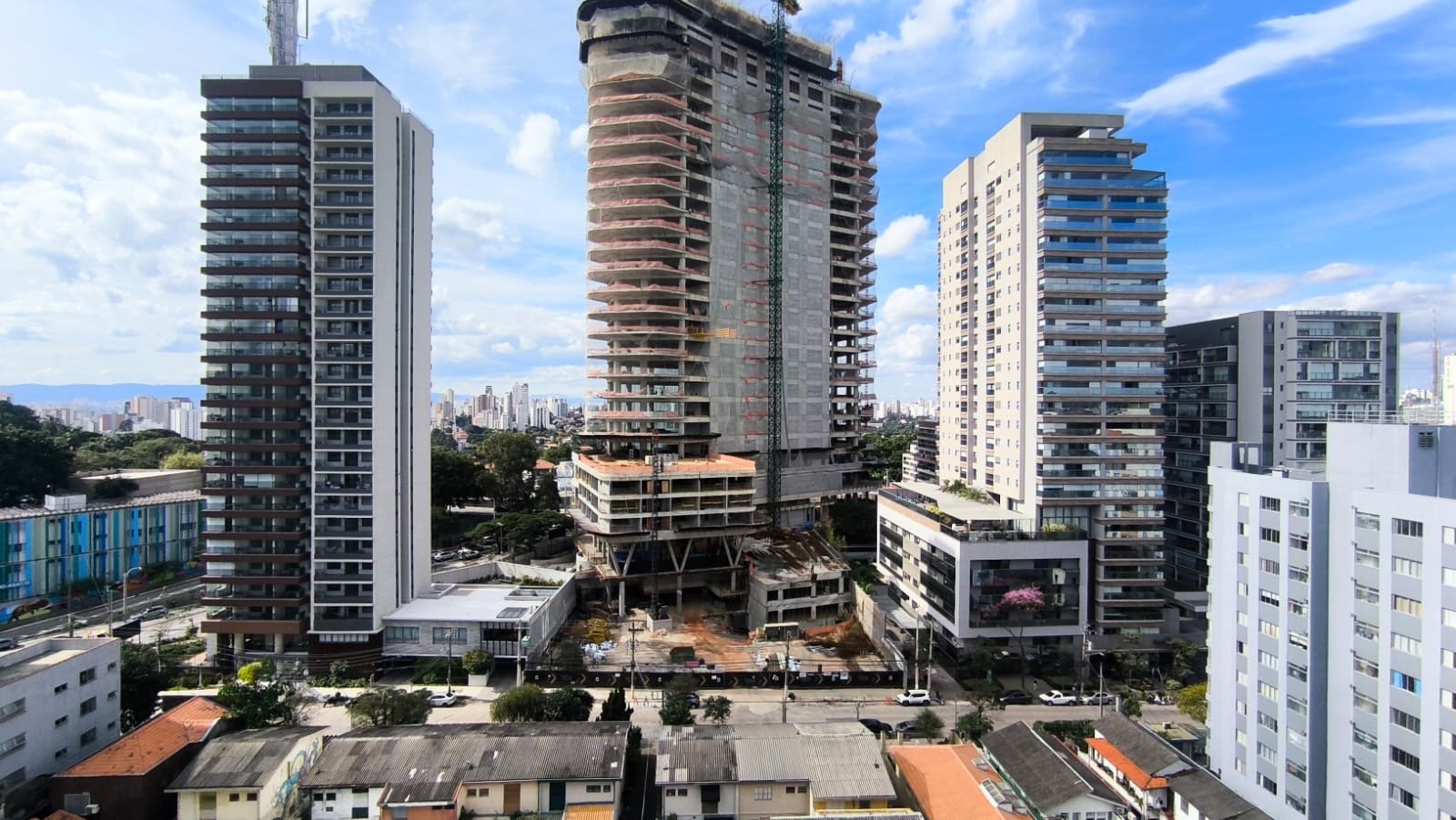 Condomínio TERRAE PINHEIROS